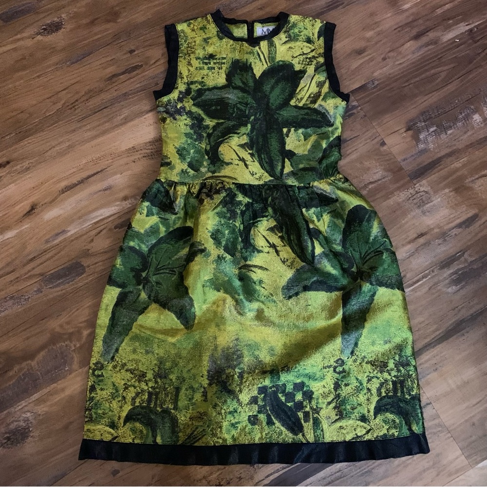 Miss Meme Girls Green Leaf  Sleeveless Dress Size 10 EUC